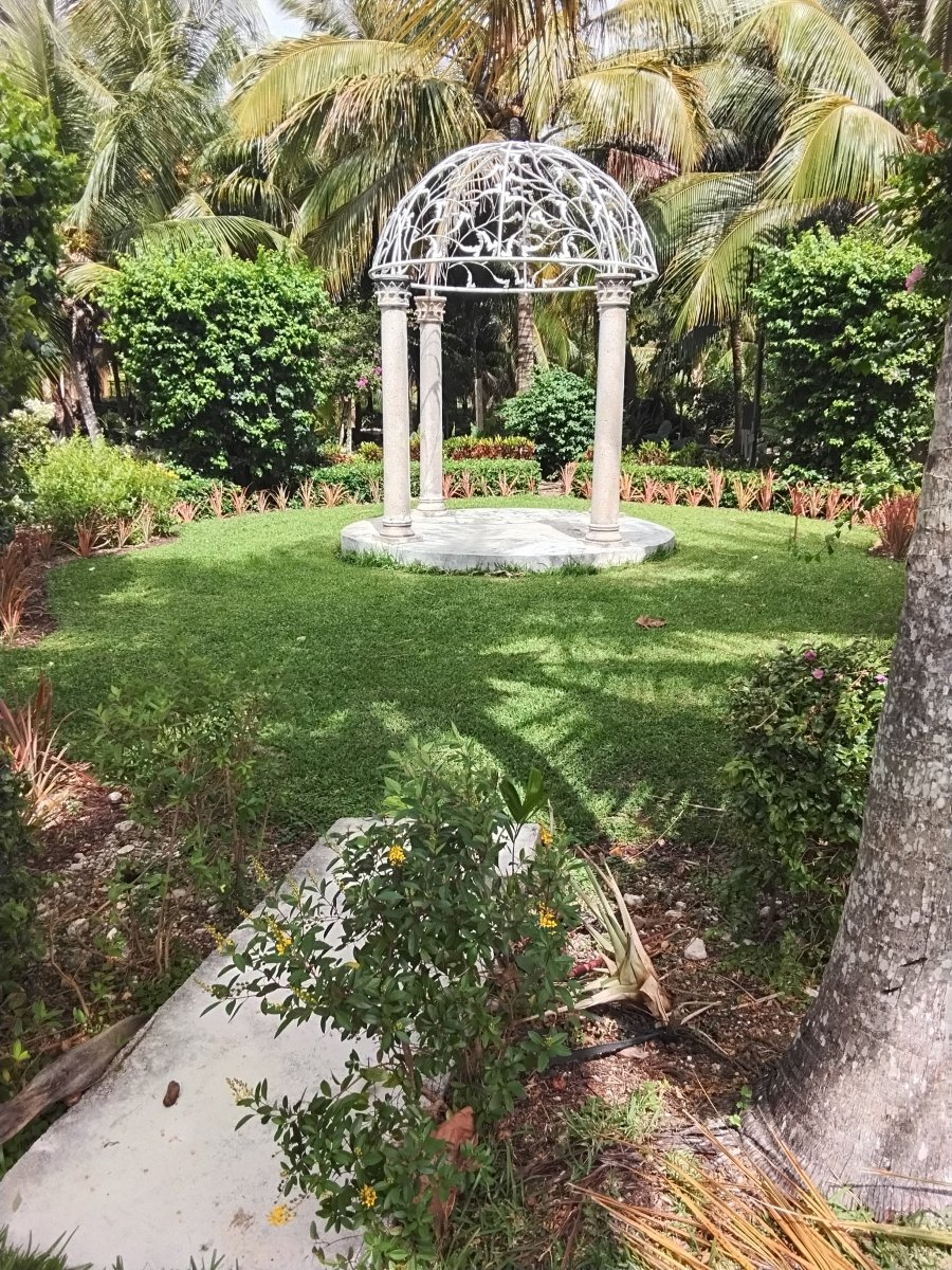 Utopia Gardens - Savoury Luxury Events